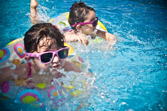 Geniet van zomerse verkoeling met opblaasbare Zwembaden bij DistriDeals